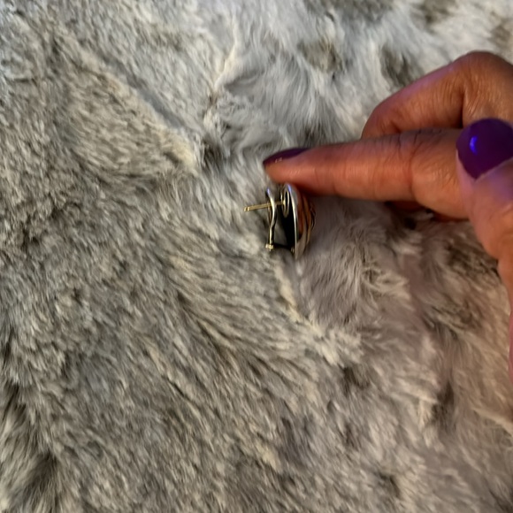 Single David Yurman 18k Heart Earrings Cable Large - Picture 3 of 5